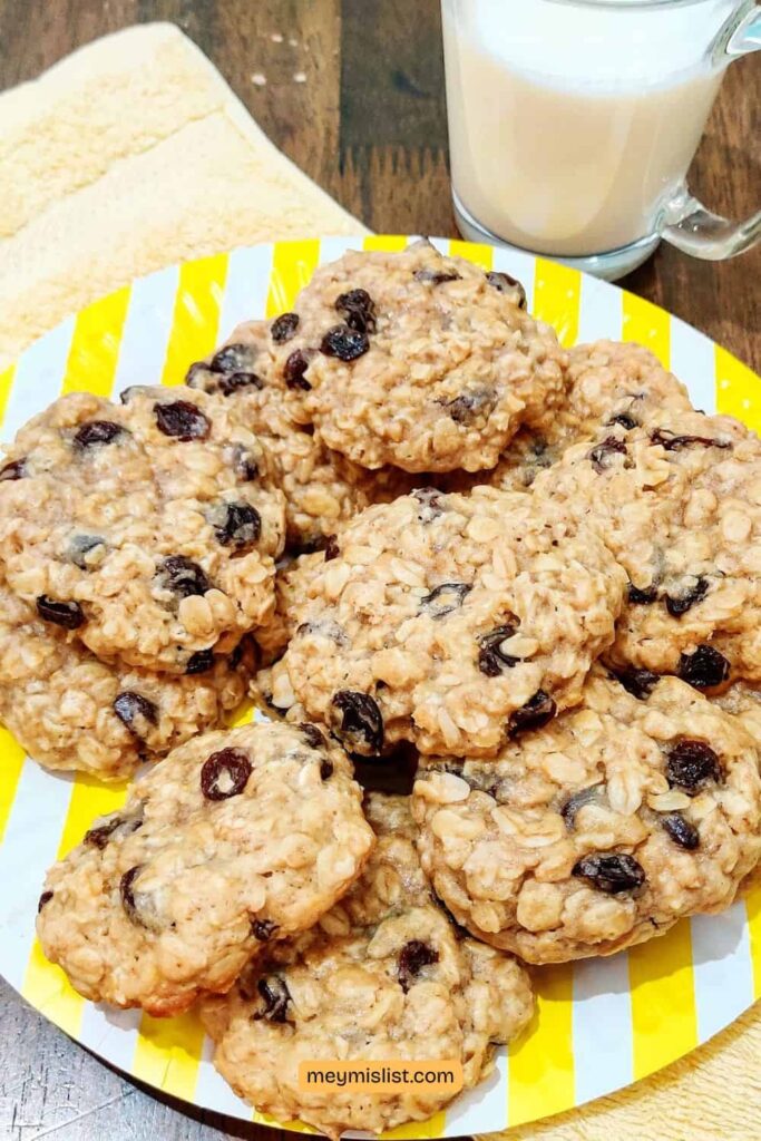 raisin oatmeal cookies
