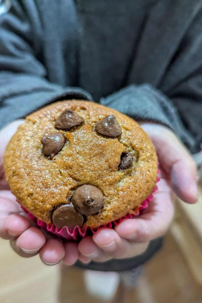 raspberry banana muffins